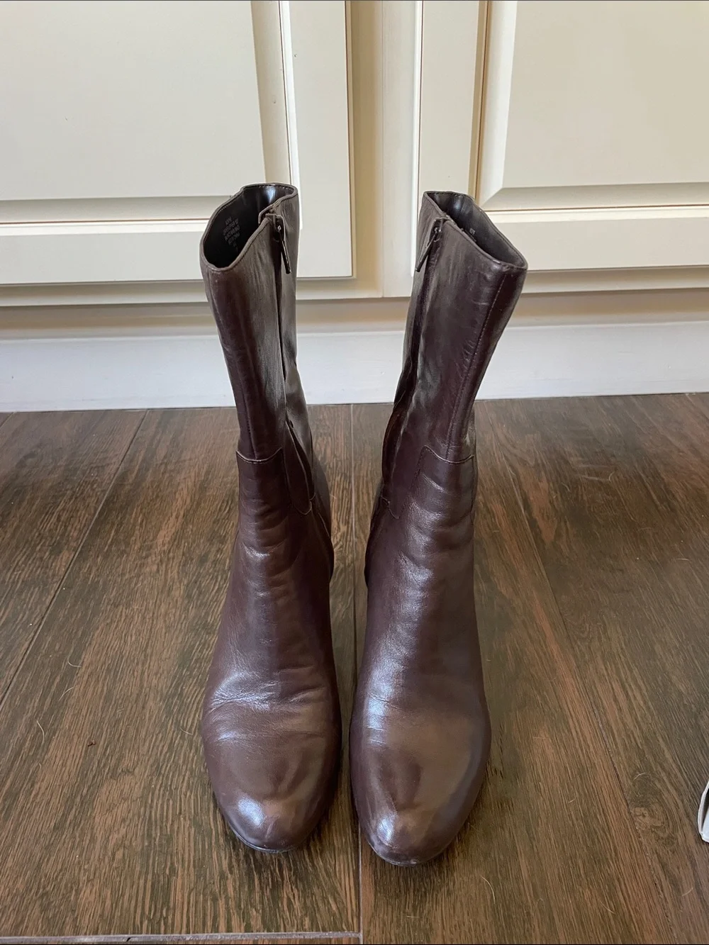 NINE WEST Leather Boots! - Picture 4 of 5